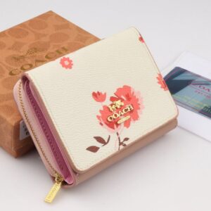 Women's Coach wallet_001_C3