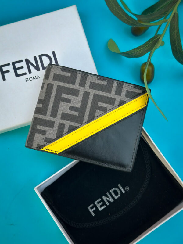 FENDI WALLET_001BLY